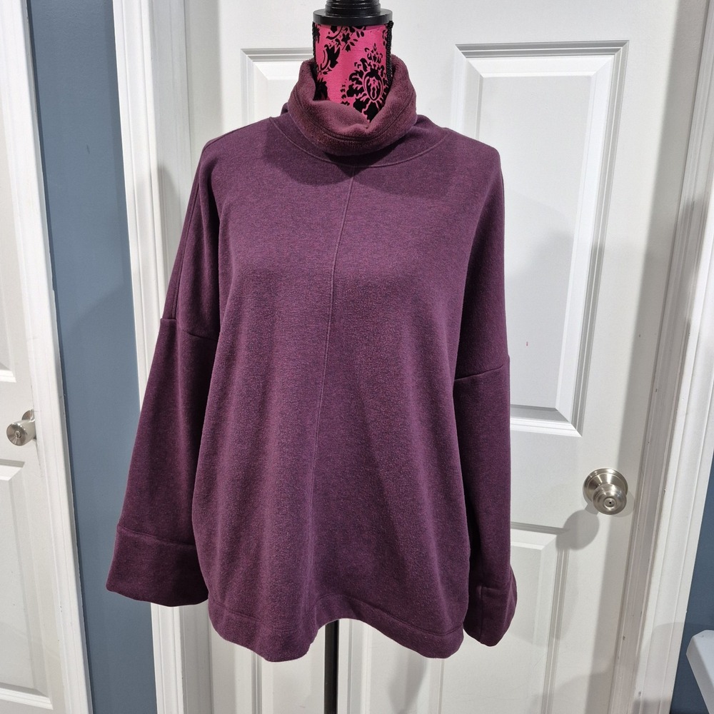 Athleta Sweatshirt‎ Medium Wine Cozy Karma Funnel Neck Pullover Oversize Plush